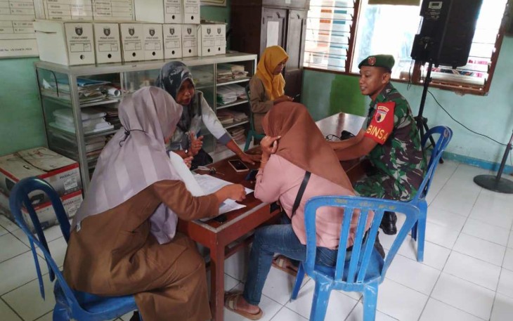Komsos bersama aparat desa di wilayah binaan