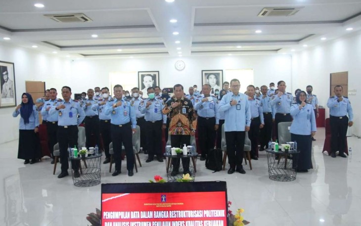 Diskusi panel Balitbang Hukum dan HAM 