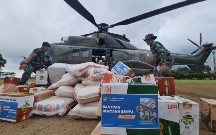 Bantuan logistik TNI AU