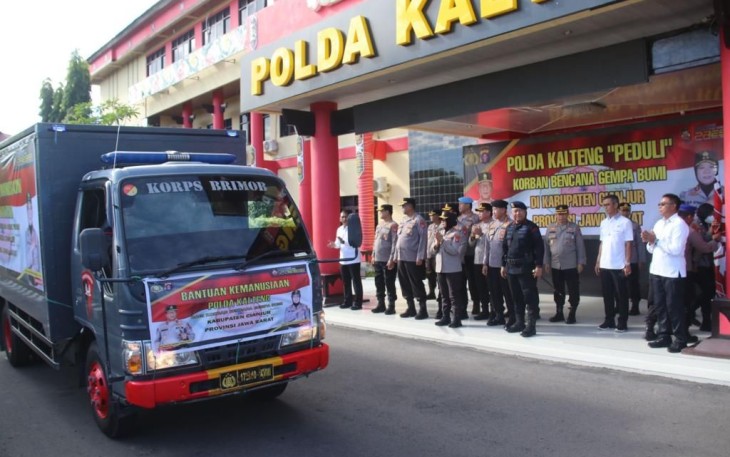 Bantuan Kemanusiaan Gempa Cianjur Polda Kalteng, Senin (28/11)