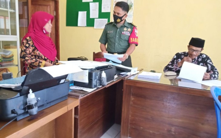 Komsos bersama aparat desa binaan 