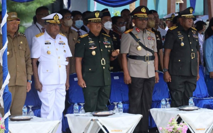Danrem 181/PVT Brigjen TNI Wawan Erawan saat menghadiri acara peringatan Hari Armada Ke-77 