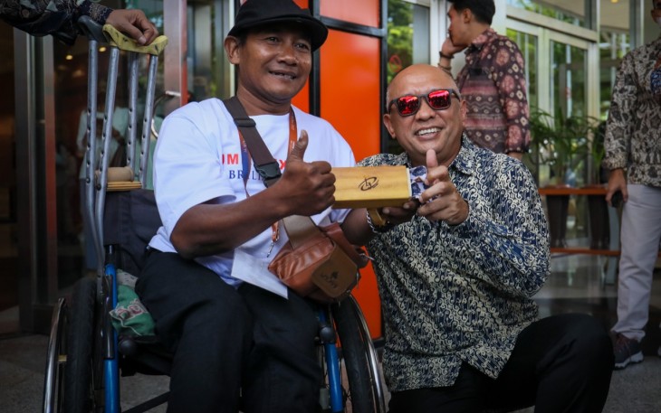 Menteri Teten Masduki bersama peserta BRILianpreneur di JCC, Jakarta, Kamis (15/12)