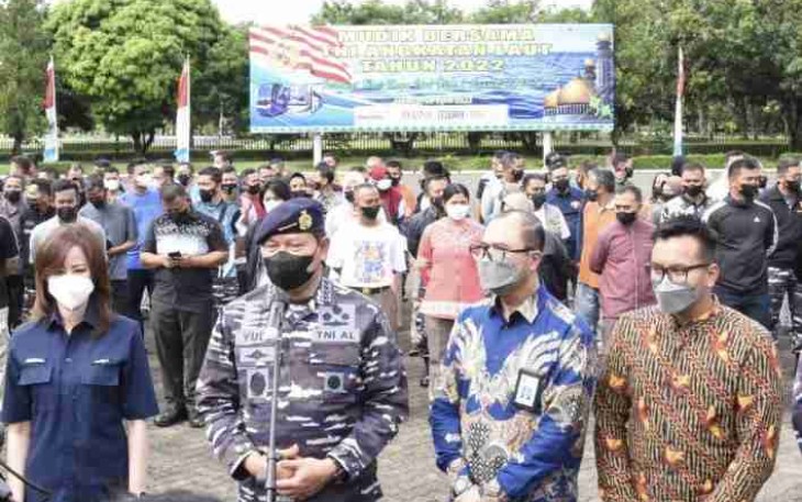 Kasal siapkan kapal TNI bila diperlukan untuk angkut pemudik, saat doorstop di Mabesal. Kamis (28/4/2022)