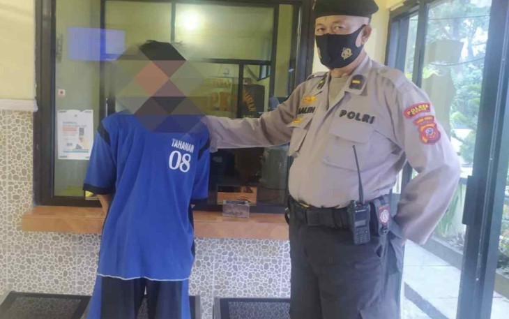Sosok pria S (49) pelaku pencabulan seorang anak disabilitas di desa Cigombong Bogor