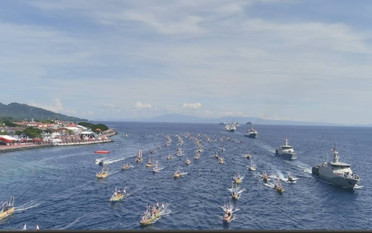 Sail Tidore 2022 di pantai Tuguluva Tidore Maluku Utara, Sabtu (26/11)