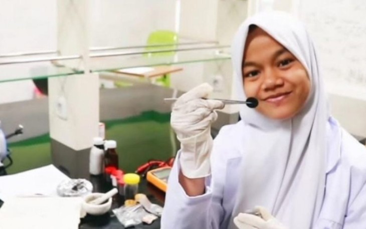 Syafira Nasywa Mujahidah siswa MAN 2 Kota Malang peraih emas Olimpiade Penelitian Siswa Indonesia 2022