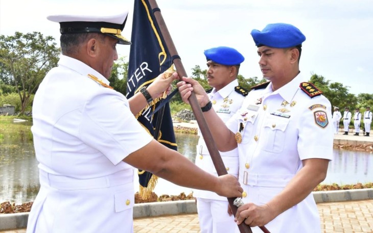 Danlantamal XII Laksma TNI Suharto saat memimpin sertijab jabatan strategis. Rabu (30/11)