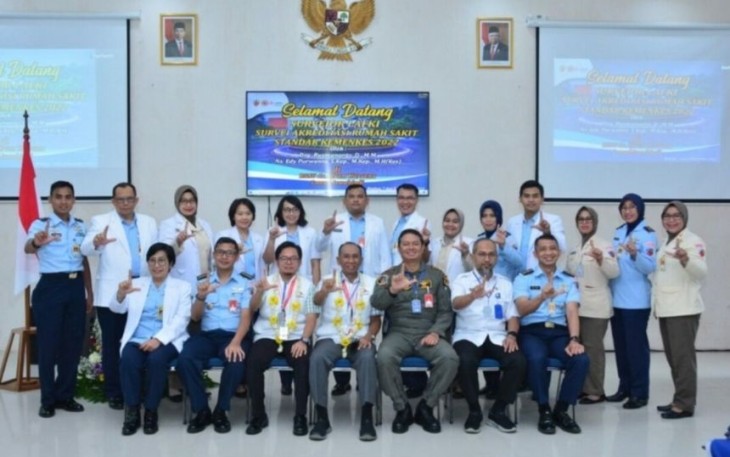Foto bersama Tim Survey Akreditasi LAFKI  RSAU dr. Efram Harsana, Rabu (7/12)