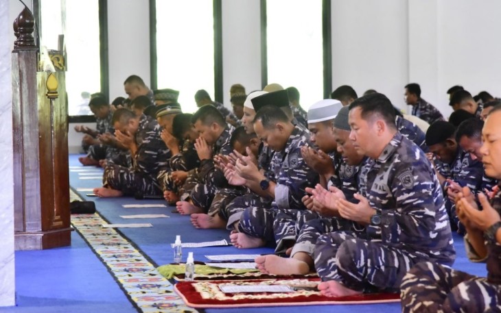 Doa Bersama prajurit Koarmada III Sorong