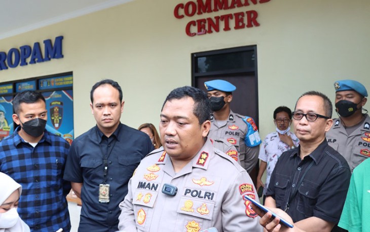 Kapolres Bogor AKBP Dr. Iman Imanuddin S.H., S.I.K., M.H saat memberi keterangan pers