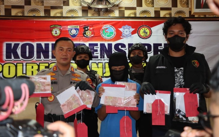 Kapolres Banjarnegara AKBP Hendri Yulianto SIK, MH saat konferensi pers di Mapolres Banjarnegara, Jum'at (30/9/2022).