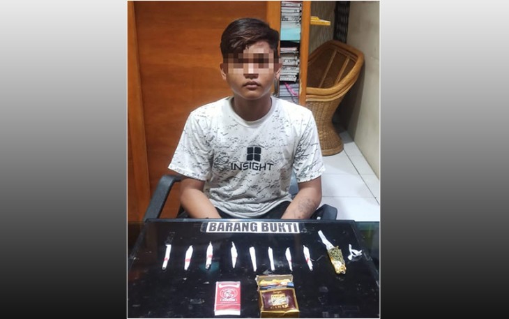 Pelaku dan barang bukti saat diamankan