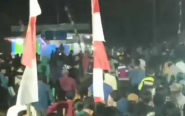 Kericuhan saat pagelaran musik di Desa Prigi Kecamatan Todanan, Blora, Minggu (8/5/2022) malam.