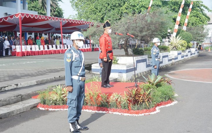 Wakil walikota Bitung saat menjadi irup pada peringatan hari perhubungan tahun 2022