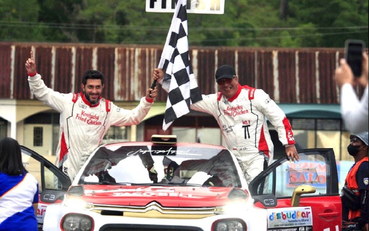 Klan Gelael saat Raih Podium