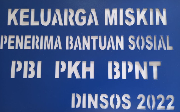 Label penerima bansos