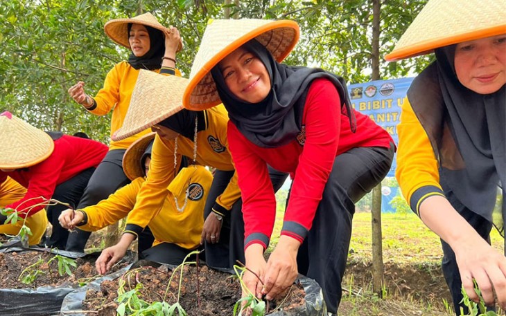 DWP Pengayoman Banten Tanam Ratusan Bibit Ubi Jepang di Ciangir