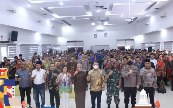 Forkompinda Labuhahanbatu saat Deklarasi Damai Pilkades 