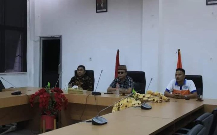 Asisten ll Pemkab Labuhanbatu saat Ikuti Karya Kreatif Secara Virtual