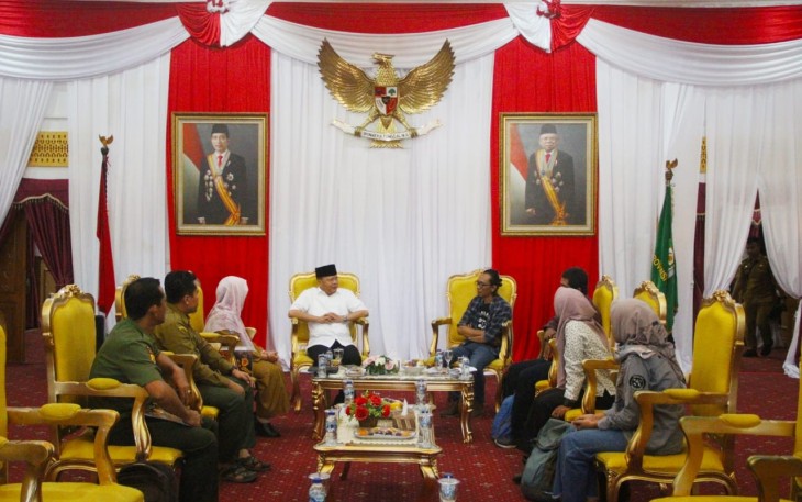 Gubernur Rohidin saat terima audiensi Forum Kolaborasi Pengelolaan Kawasan Ekosistem Essensial (KEE), di Gedung Daerah Balai Raya Semarak Bengkulu, Selasa (23/08).