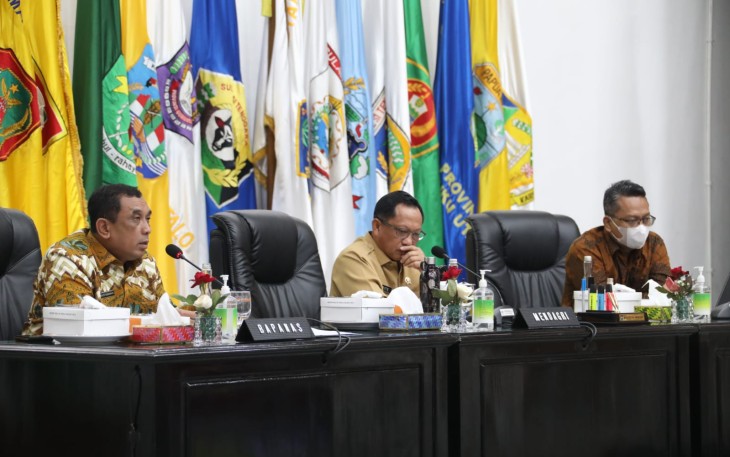 Mendagri dalam Rapat Koordinasi Pengendalian Inflasi Daerah di Gedung Sasana Bhakti Praja (SBP) Kantor Pusat Kementerian Dalam Negeri (Kemendagri), Senin (7/11/2022).