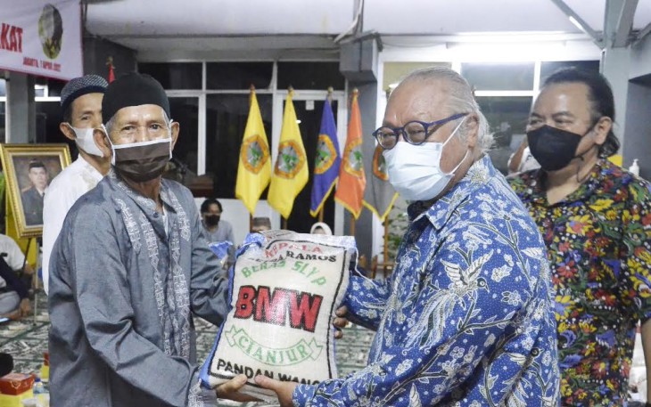 saat buka bersama, Kamis (7/4/2022).