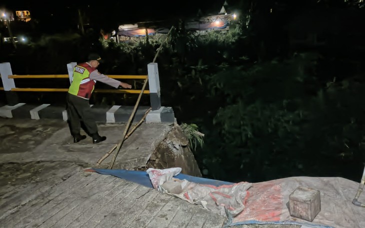 Pasca akses jalan warga terputus akibat longsor