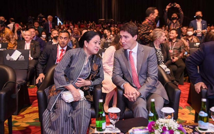 Puan pada acara Summit Closing B20 di Bali Nusa Dua Convention Center, Nusa Dua, Kabupaten Badung, Senin (14/11/2022). 
