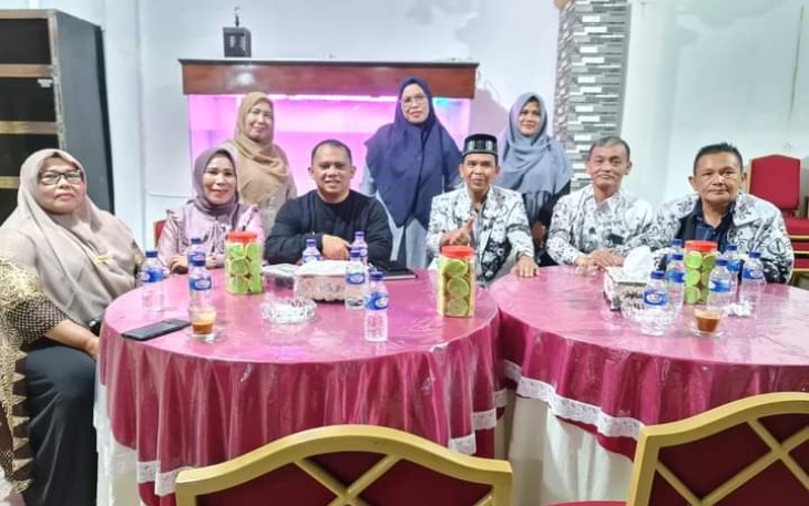 PGRI Labuhanbatu saat Audiensi dan Silahturahmi di Rumah Dinas Bupati Bahas Persiapan HUT PGRI ke-77