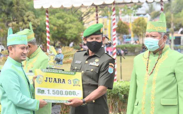 Kasdim 1016 Palangka Raya Hadiri HUT Kota Cantik