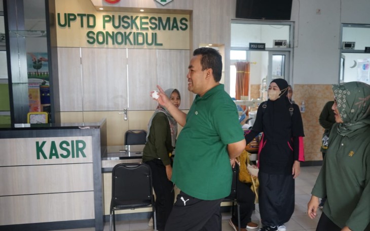 Bupati Blora Arief Rohman ketika melakukan kunjungan ke Puskesmas Sonokidul, Kunduran.