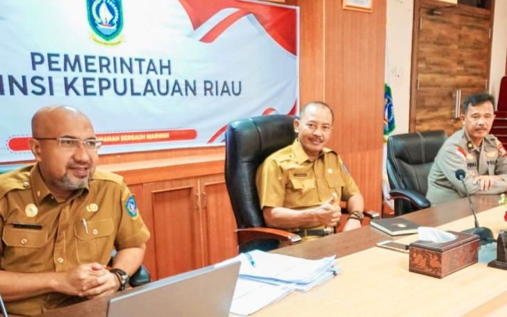 Sekda Prov Kepri Adi Prihantara Bersama Asisten II di Prov Kepri Luki Zaiman Prawira