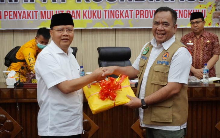 Rapat Koordinasi Pengendalian PMK di Provinsi Bengkulu Bersama Deputi Rehab Rekon BNPB dan Tim Satgas PMK Kab/Kota se-Provinsi Bengkulu. 