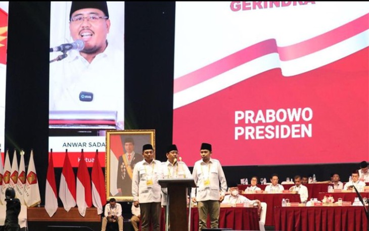 Ketua DPD Partai Gerindra Jawa Timur Anwar Sadad saat berpidato di Rapimnas Gerindra di Sentul International Convention Center, Bogor, Jawa Barat, Jumat (12/8) malam.