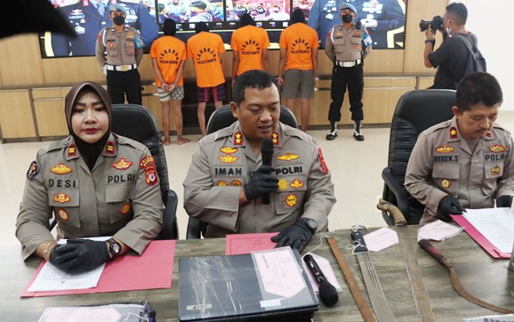 Kapolres Bogor AKBP Dr. Iman Imanuddin S.H., S.I.K., S.H saat konferensi pers, Selasa (8/11).