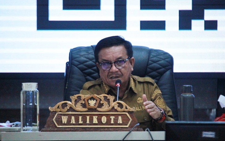 Walikota Bitung saat memberikan arahan