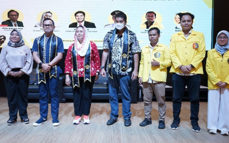Diskusi Publik SKSG UI