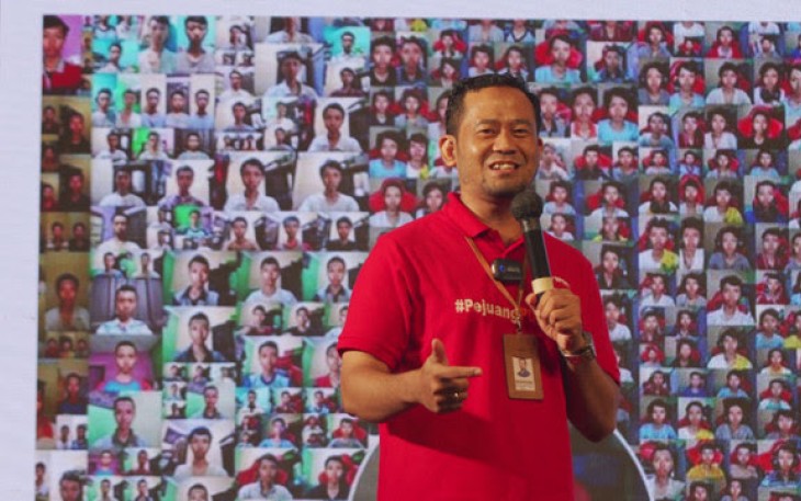 Ilustrasi Foto: Seruan Digitalisasi dari Pakar IT SEVIMA di Musyawarah Nasional Asosiasi Perguruan Tinggi TIK (APTIKOM)