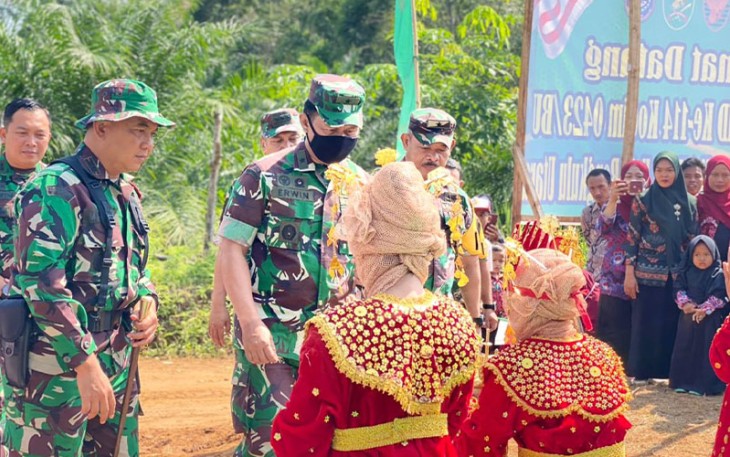 Tim Wasev Mabes TNI saat Kunjungi TMMD Reguler Desa Suka Mulya
