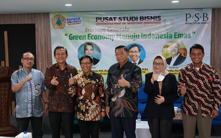 Foto Bersama usai acara