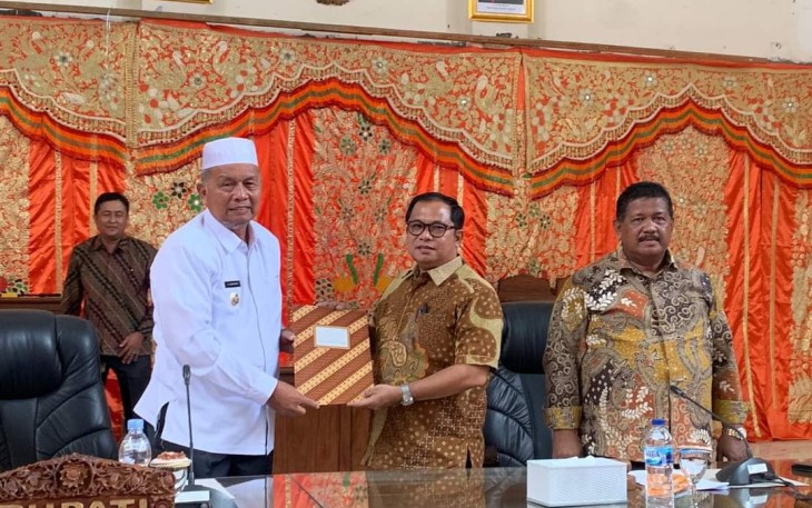 Wakil Ketua DPRD Pasaman Barat Endra Yama Putra Pimpin Rapat Paripurna