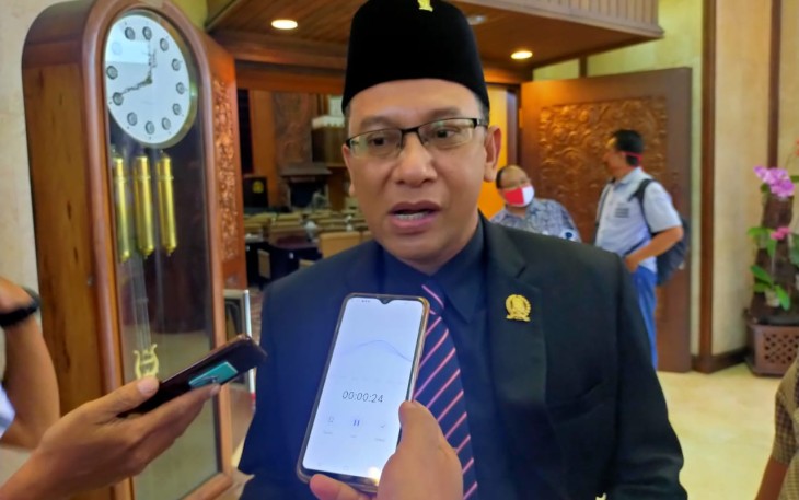 Anggota Komisi B DPRD Jatim, Daniel Rohi 