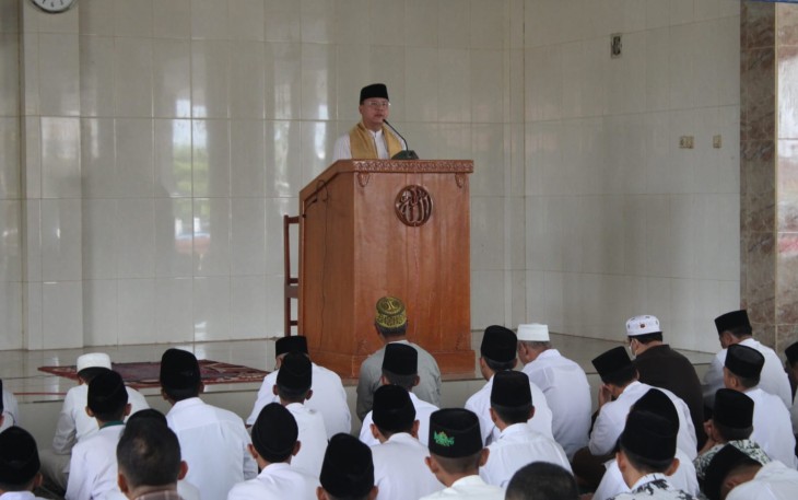 Gubernur Bengkulu Rohidin Mersyah Jadi Khotib Shalat Jumat