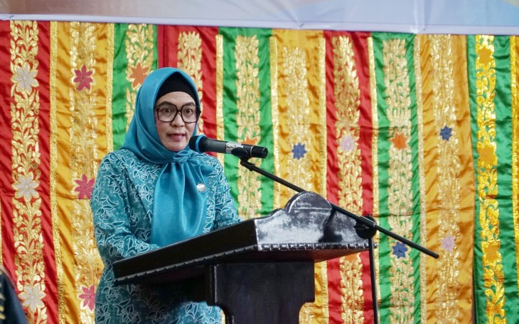 Ketua TP PKK Provinsi Bengkulu Derta Wahyulin Rohidin