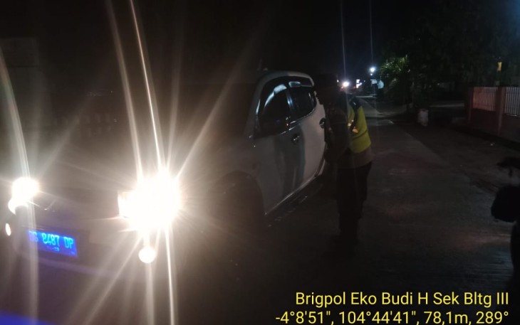 Anggota Polsek Belitang Tiga Polres OKU Timur saat giat KRYD