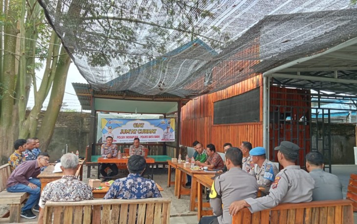 Jum'at Curhat, di Cafe NOA Dusun III Alai Desa Kuala Tanjung Kec. Sei Suka Kab. Batu Bara. Jumat(20/02/2023).