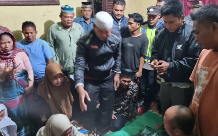 Suasana Duka di kediaman Bocah Perempuan (9), Korban Hanyut terseret arus sungai di Paluta.