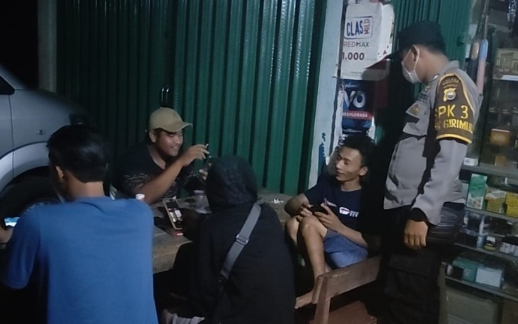 Antisipasi Gangguan Kamtibmas, Polsek Giri Mulya Lakukan Patroli dan Beri Imbauan