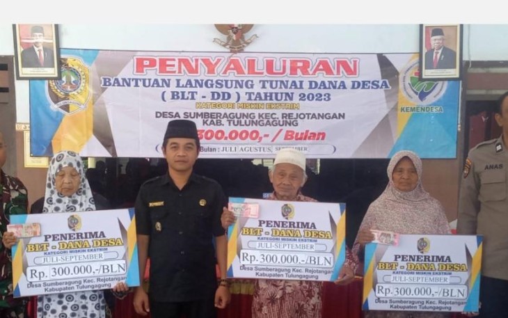 Pemdes Sumberagung Salurkan BLT-DD Tahun Anggaran 2023 Untuk Warga Ekstrem